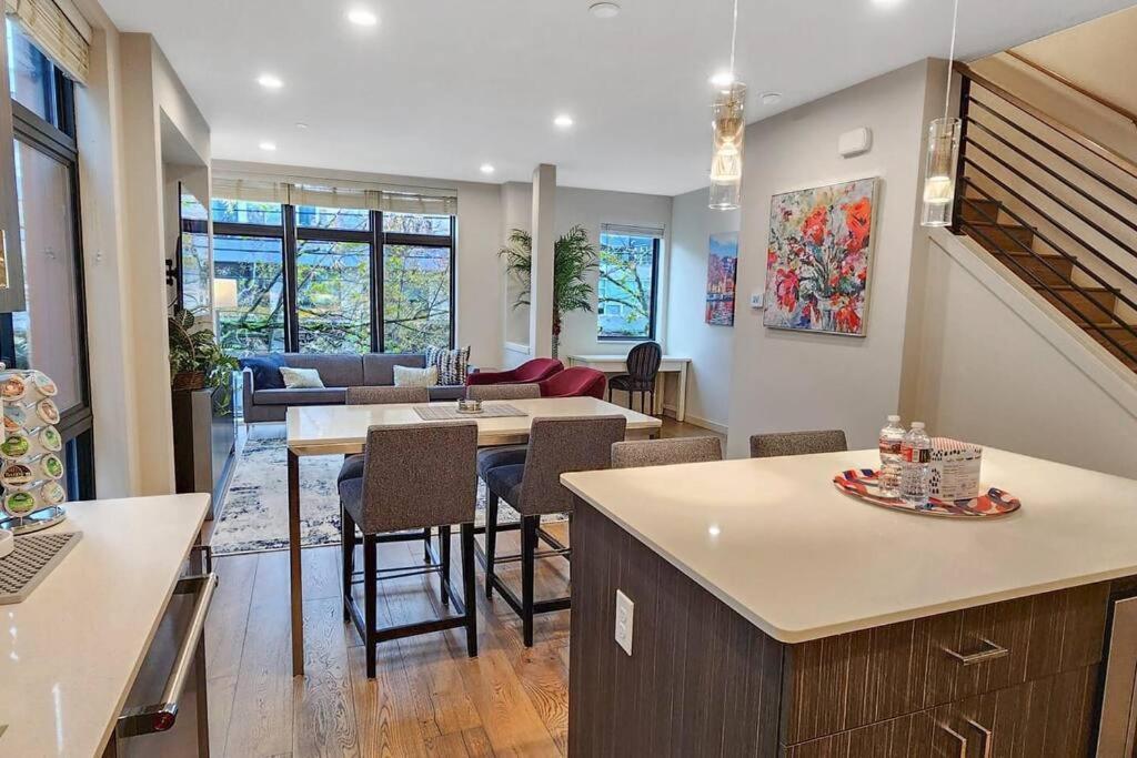 West Seattle'S Modern Townhome Exteriér fotografie